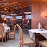 Hotel Plaza 3*