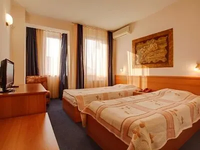 Hotel Rocentro 3*