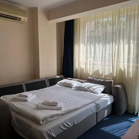 Plaza 3* Sofia